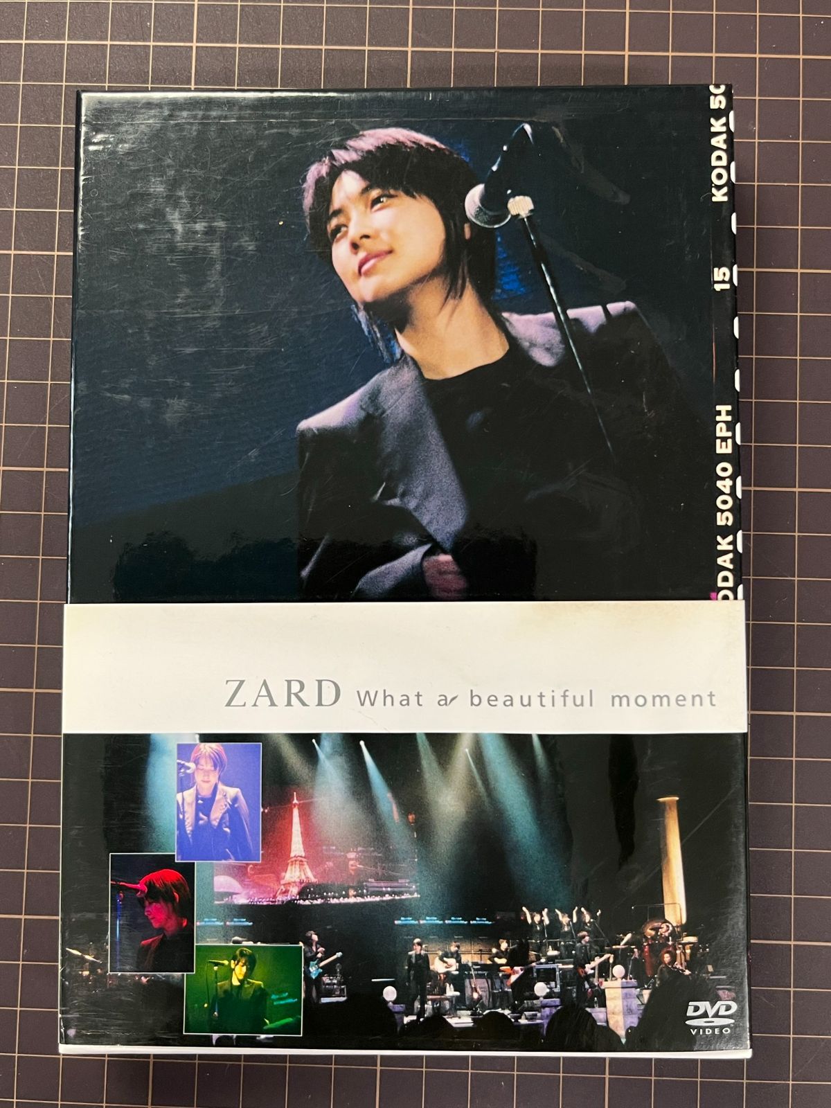 ZARD What a beautiful moment ZARD 坂井泉水 初のライブツアー完全DVD化‼ DVD2枚組 中古DVD セル版  レンタル落ちではありません 【D22 - メルカリ