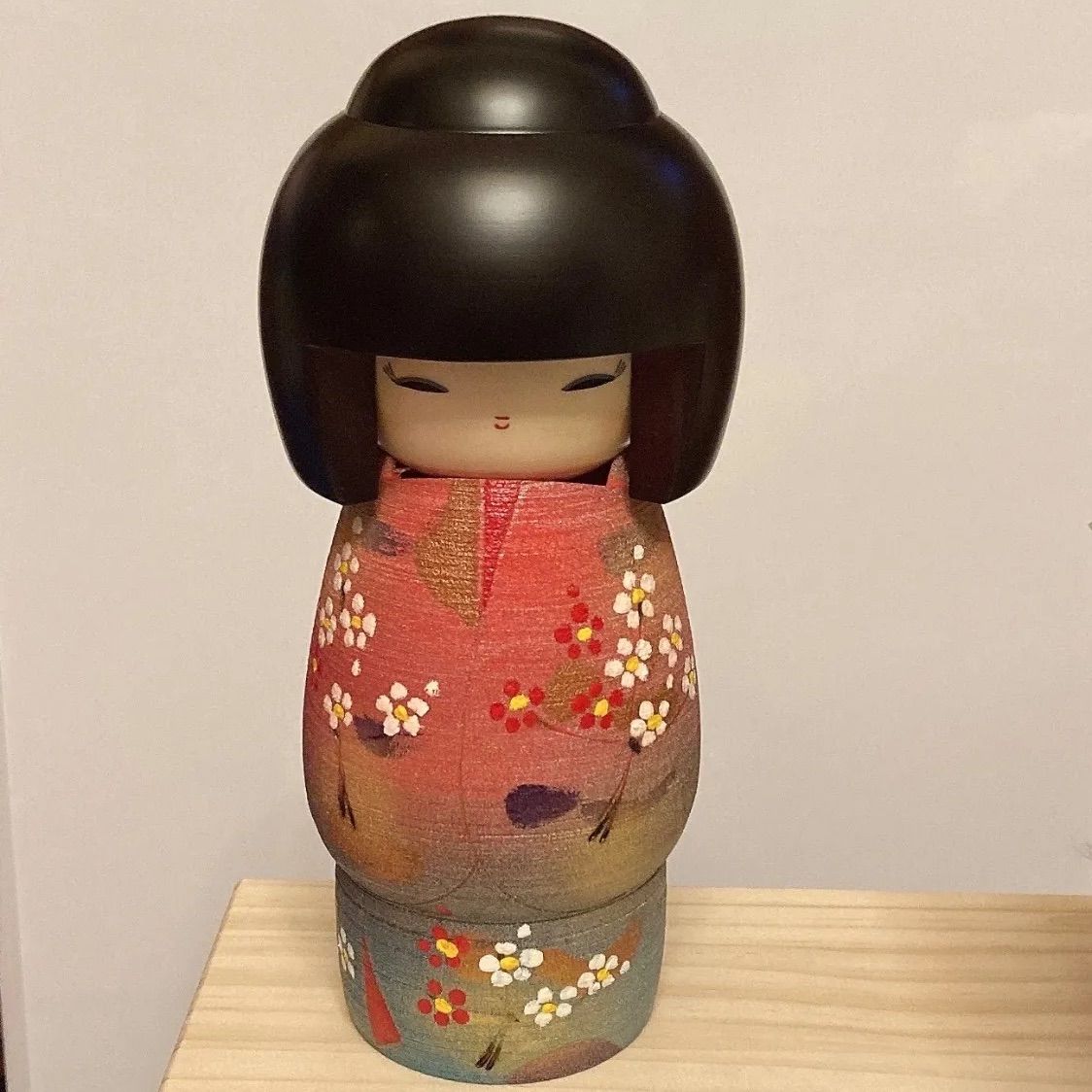 まさし　童心　？　こけし　創作こけし　kokeshi doll This is a small size Kokeshi doll made by a craftsman