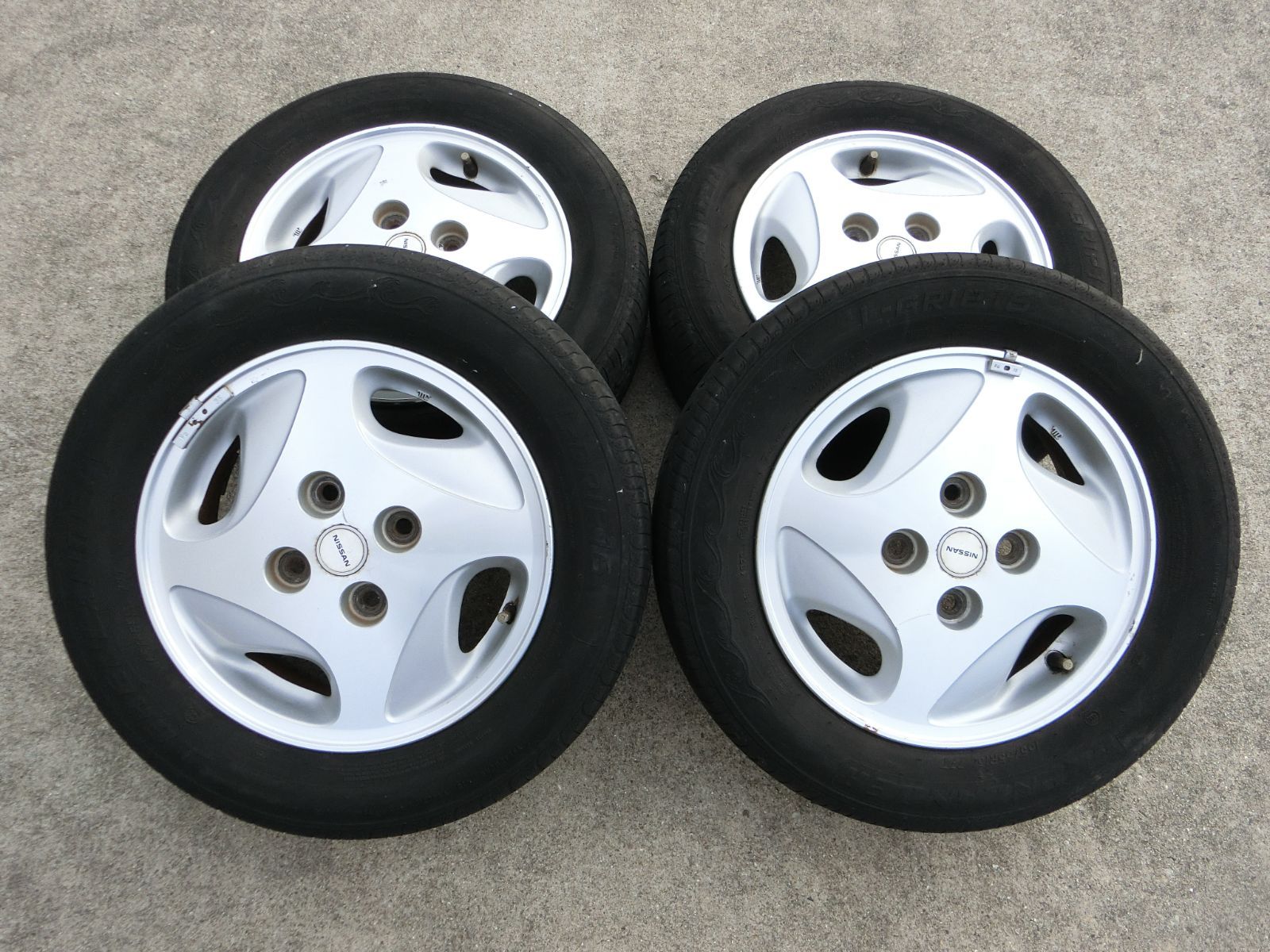 859 日産純正 13インチ アルミホイール 13×4.5B 46 PCD100 ハブ径 約56mm 4穴 4本セット 165 65R13 クリッパー 外し