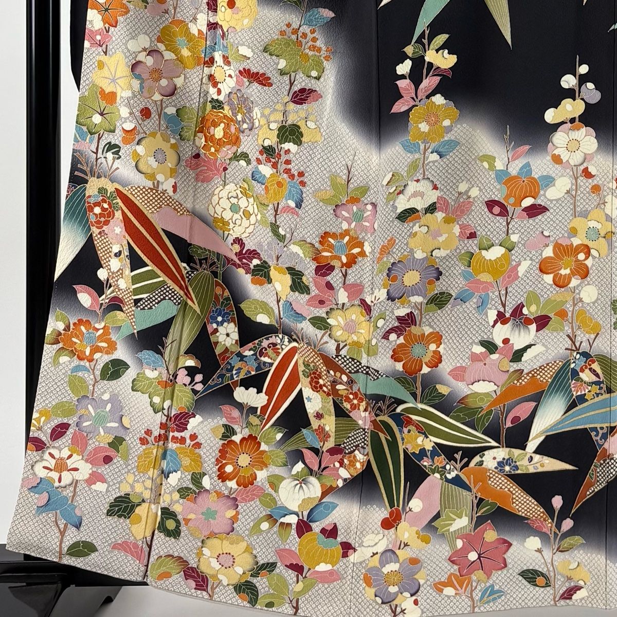 振袖 身丈160.5cm 裄丈62cm S 袷 枝梅 菊 金糸 刺繍 墨色 正絹 USTAUSTRALIA_COM_AU