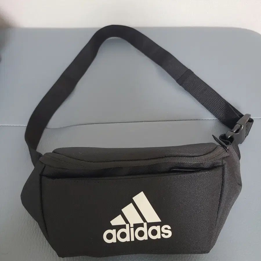 Adidas(アディダス)☆ウエストバッグ/ヒップサック adidas アディダス ウエストバッグ ヒップバッグ ランニング