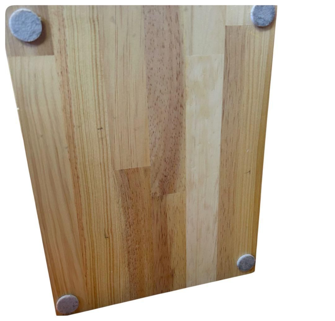 ナチュラルウッドと紫色の樹脂シンプルモダンサイドテーブル