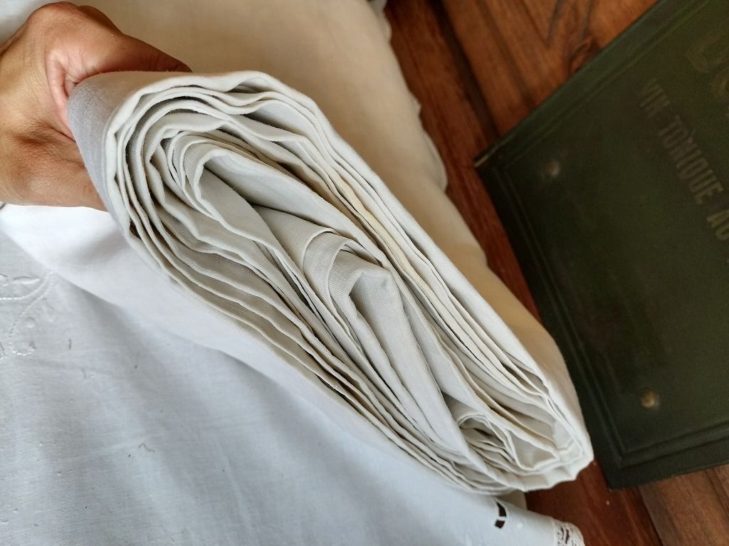 アンティーク リネン