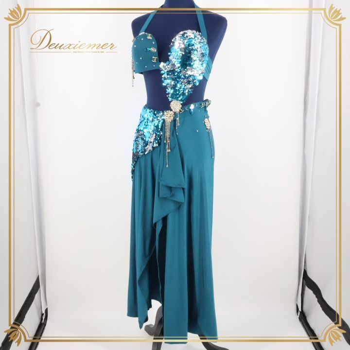 ベリーダンス オリエンタル 衣装 上下セット RAQIA HASSAN グリーン系 緑 ブルー系 青 青緑 ラインストーン スパンコールラメ ラメ 舞台 発表会 イベント ベリーダンス衣装 コスチューム 豪華 パフォーマンス ダンス衣装 おしゃれ 衣装セット