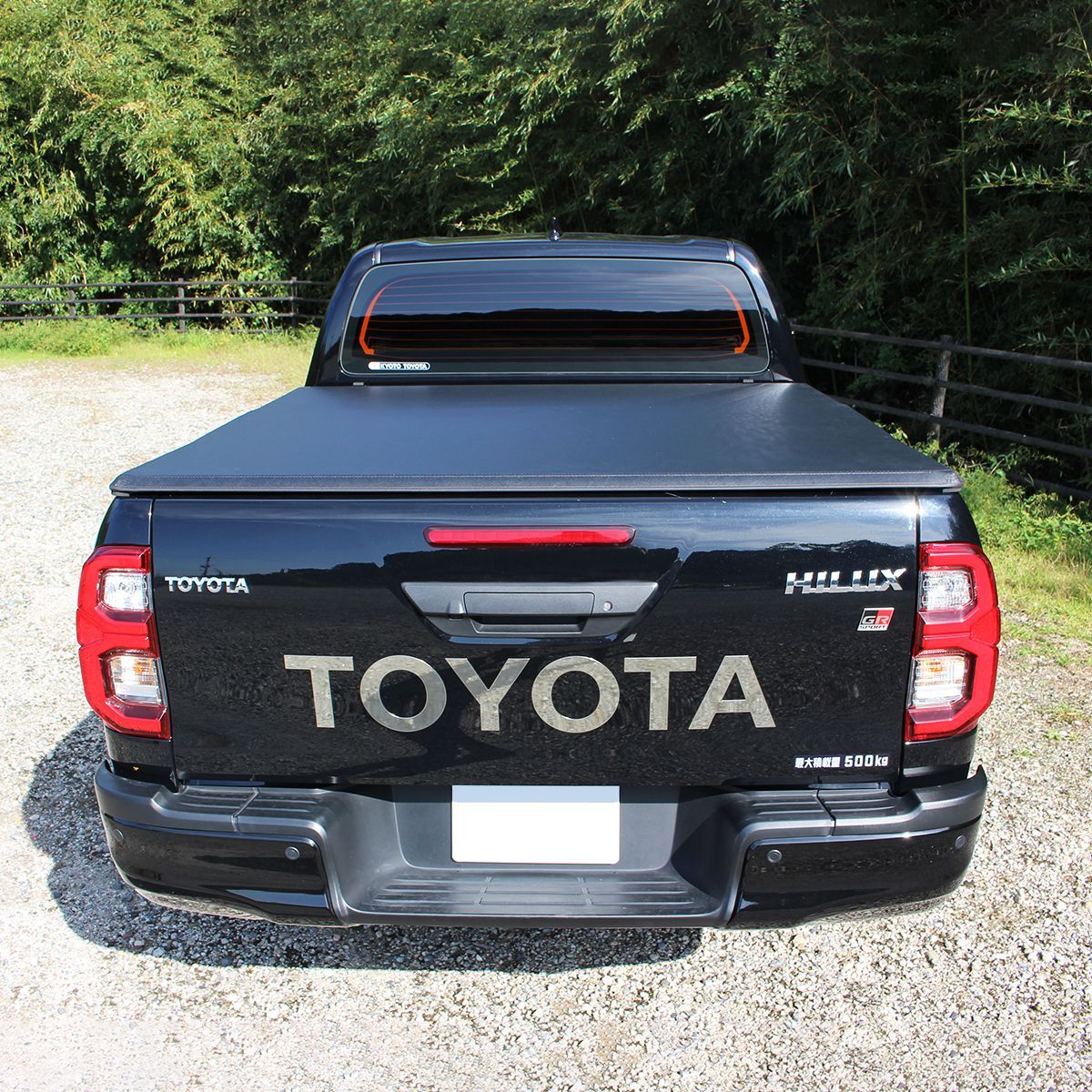 トヨタ ハイラックス GUN125 トノカバー HILUX 荷台 ガード 雨除け
