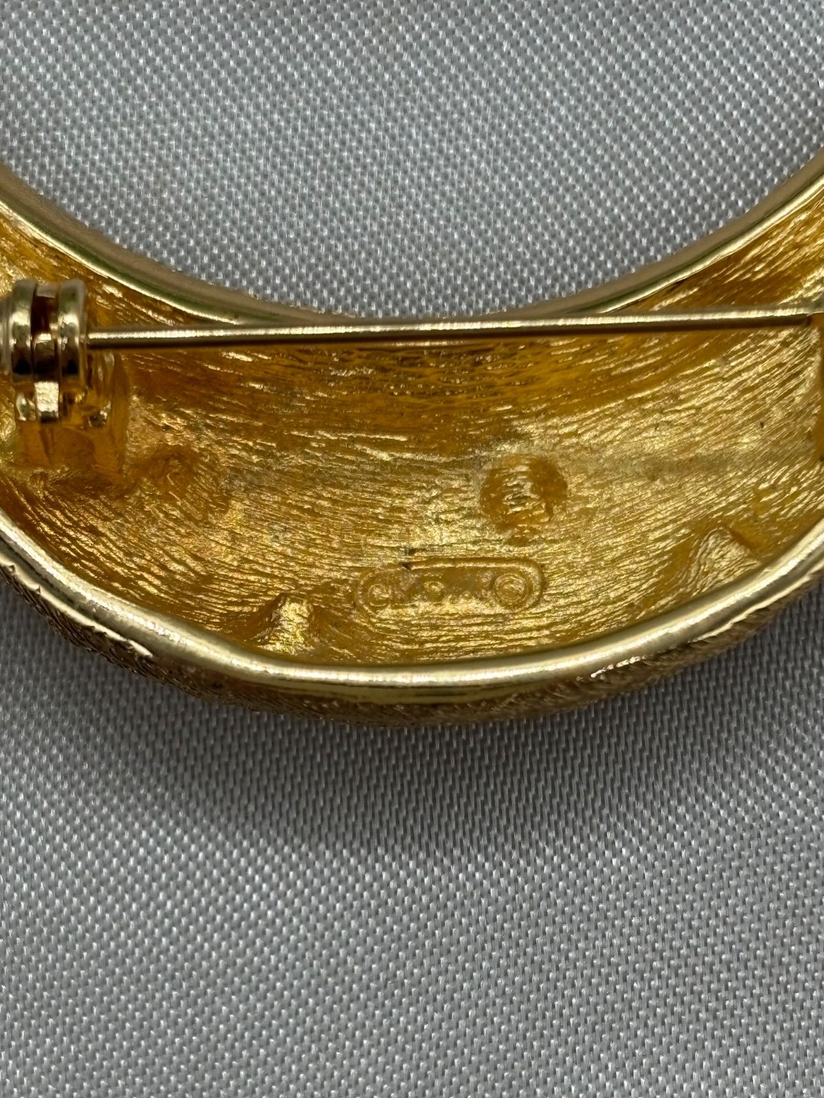 希少 クリスチャンディオール ブローチ カエル 蛙 ラインストーン