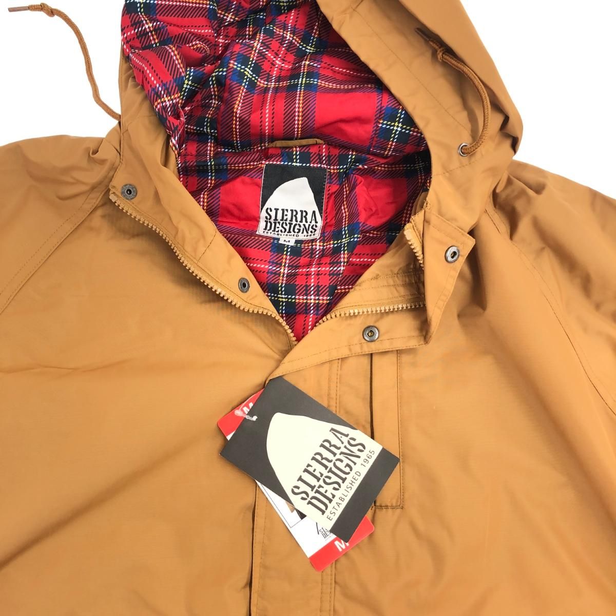 マウンテンパーカー