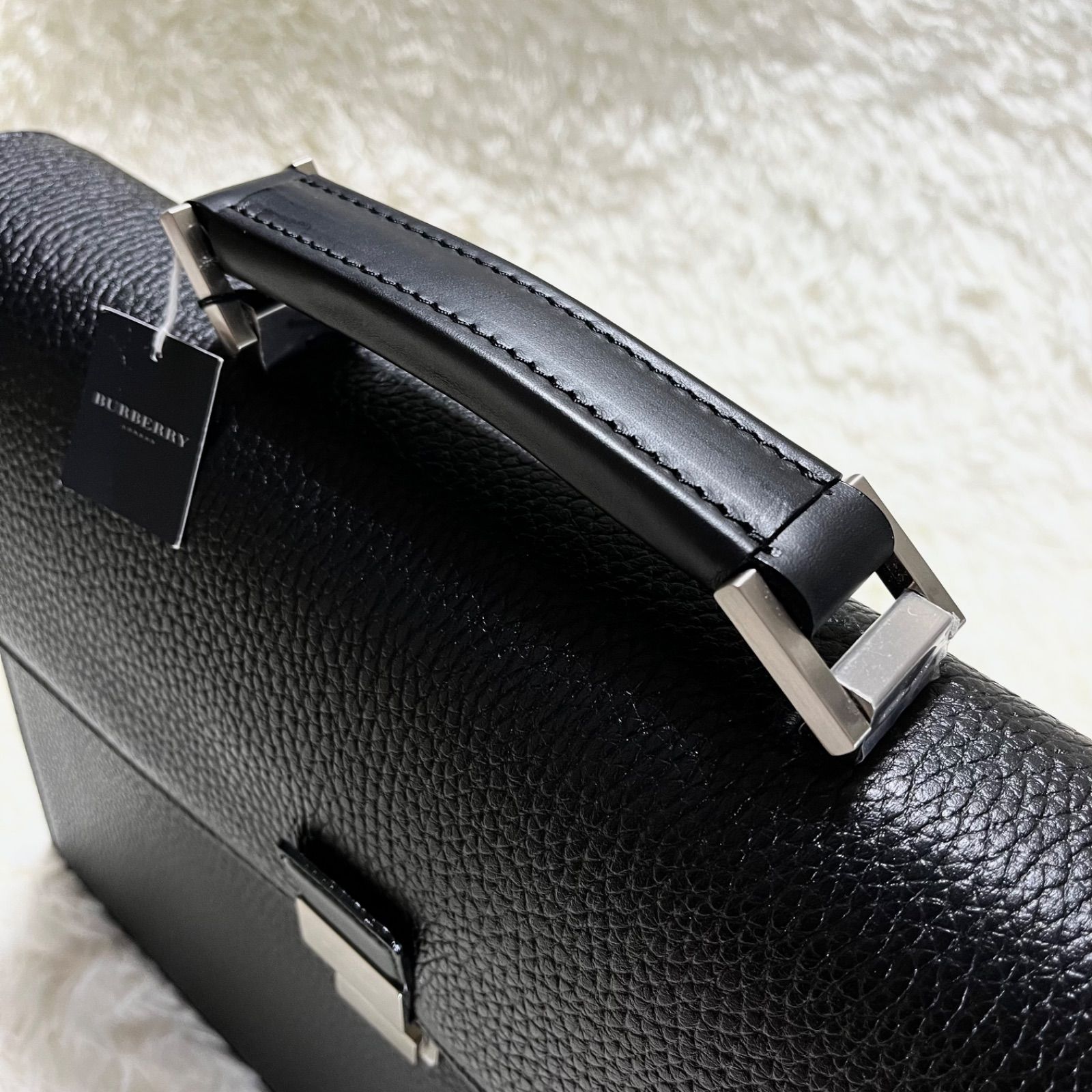 入手困難】バーバリー ノバチェック 2way ブリーフケース A4 本革 入手