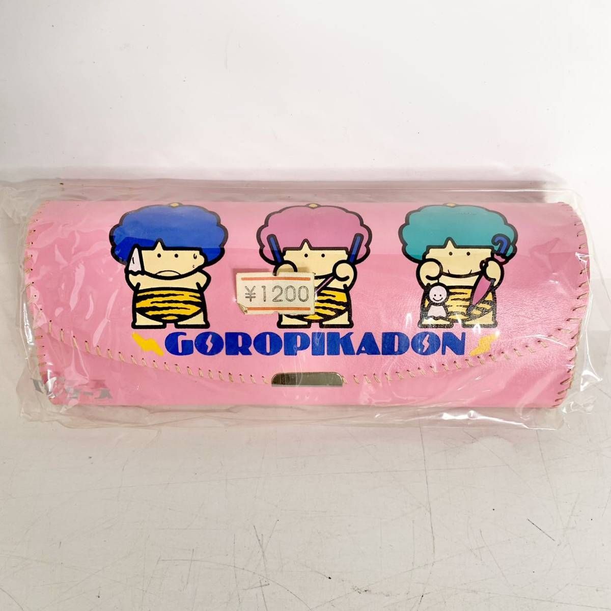 ① 新品　未使用　昭和レトロ　GOROPIKADON　ゴロピカドン　メガネケース　サンリオ　sanrio　1982　1983　眼鏡ケース