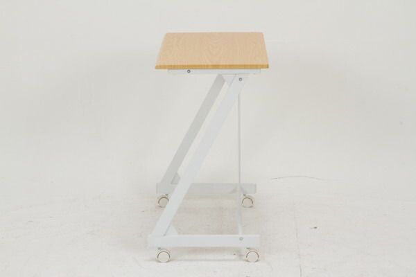 キャスター付き