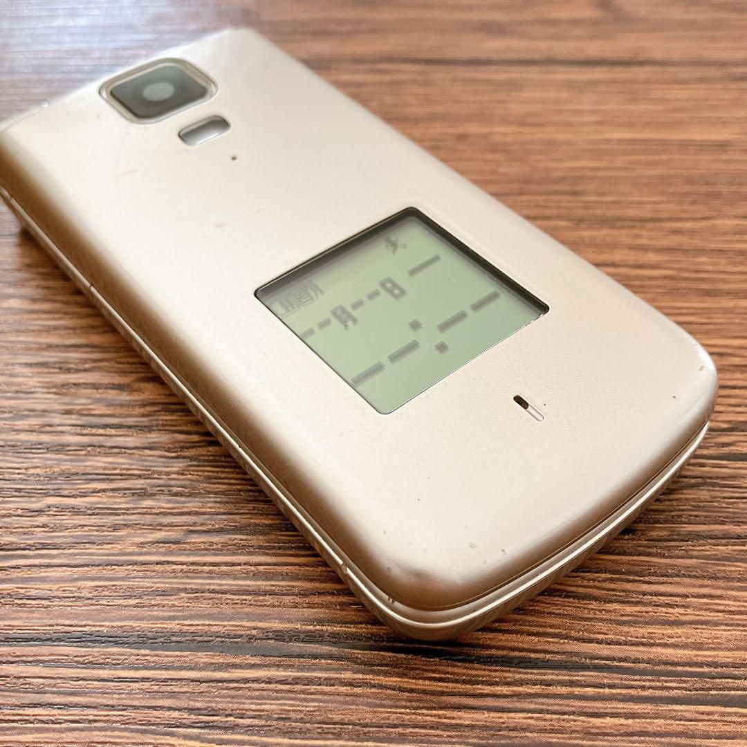 au かんたんケータイ K010 携帯電話 ガラケー ゴールド 初期化済み