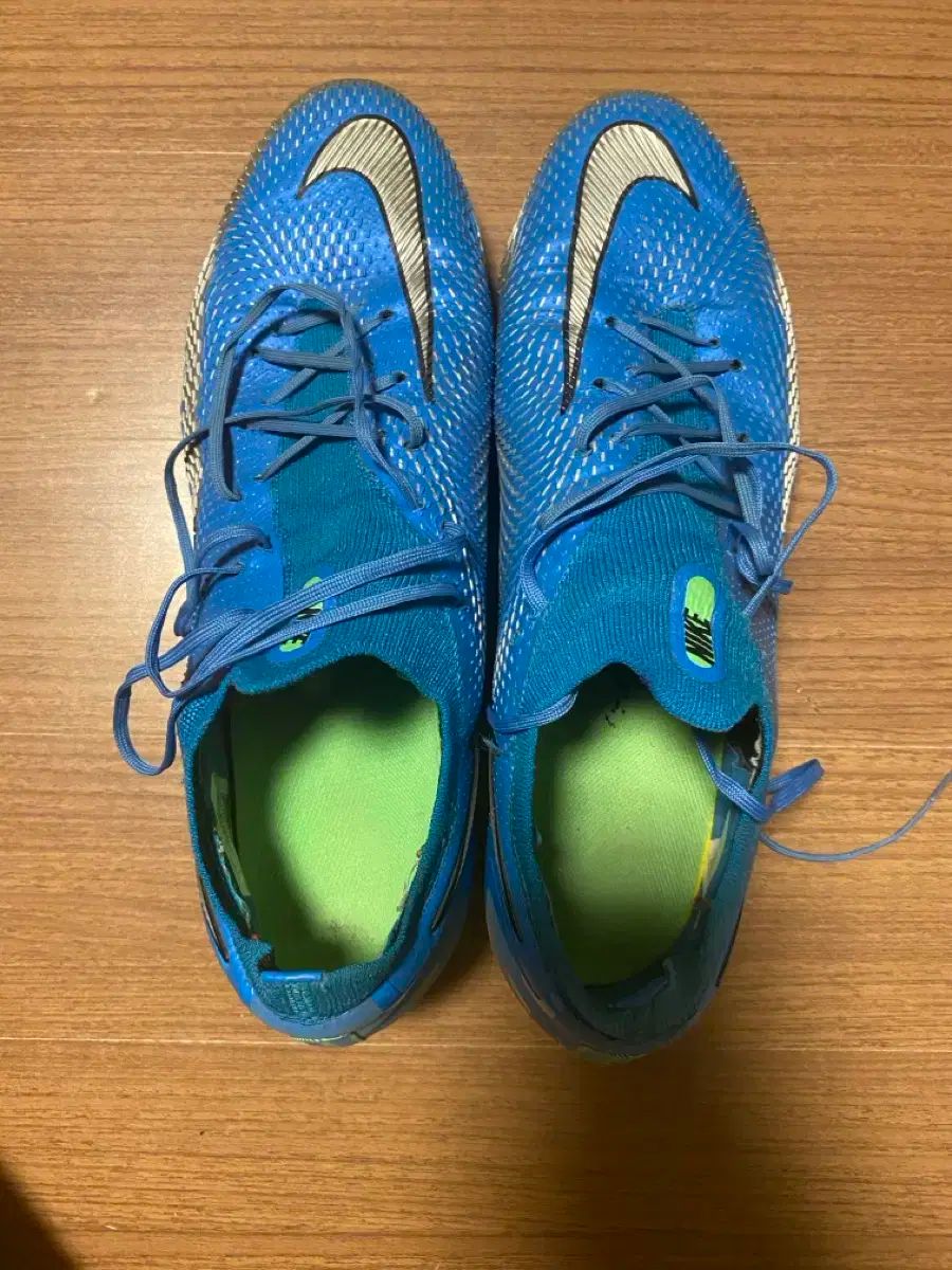 NIKE ナイキ ファントム GT サッカーシューズ 275
