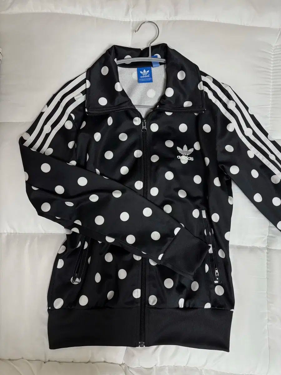 adidas アディダス ファイヤーバード ドット ジャージ