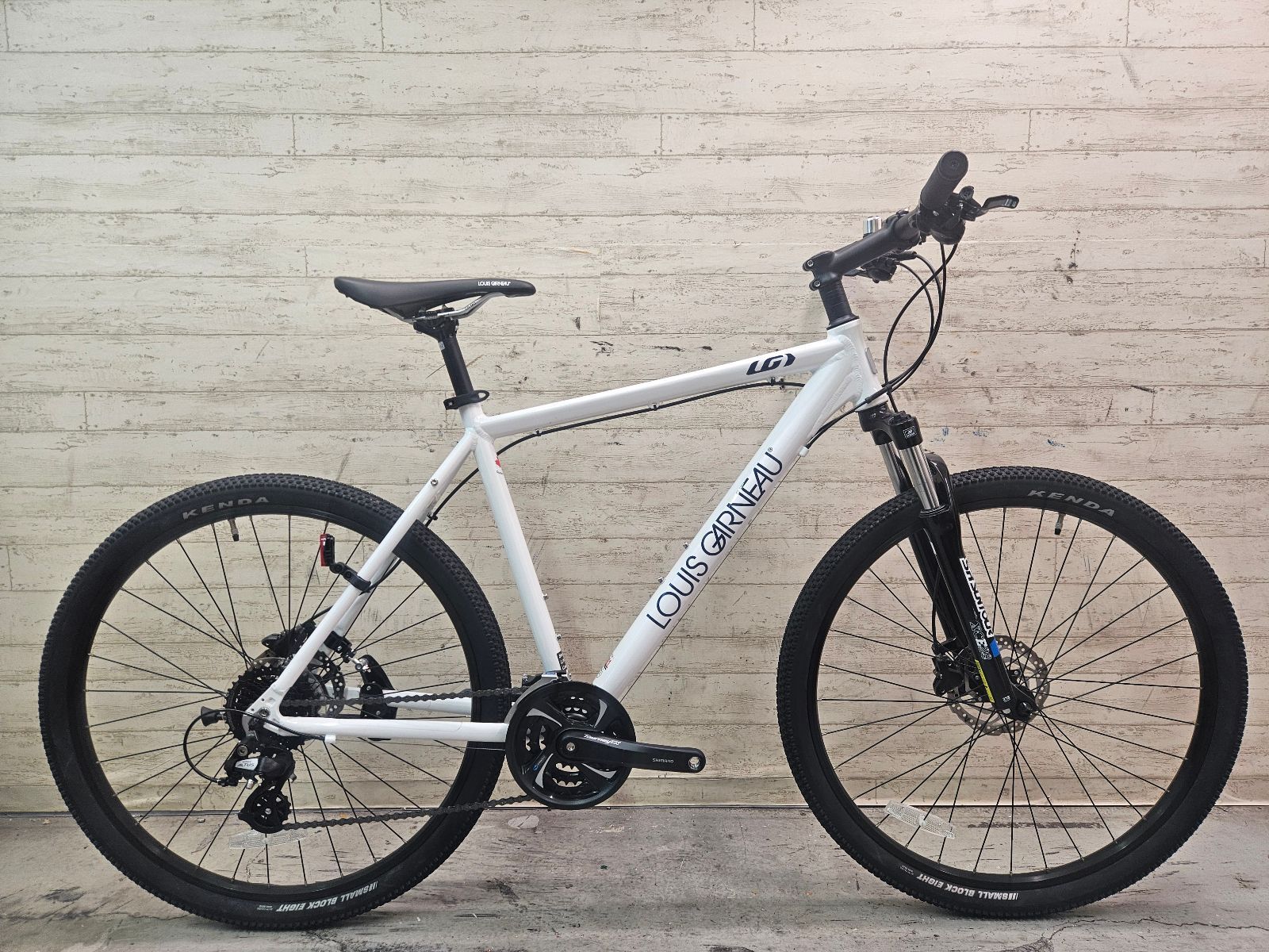 西濃運輸 発送のみ !! LOUIS GARNEAU GRIND9.0 2025 size 52 180-195cm ルイガノ グラインド MTB 3×8 24段変速 T-915