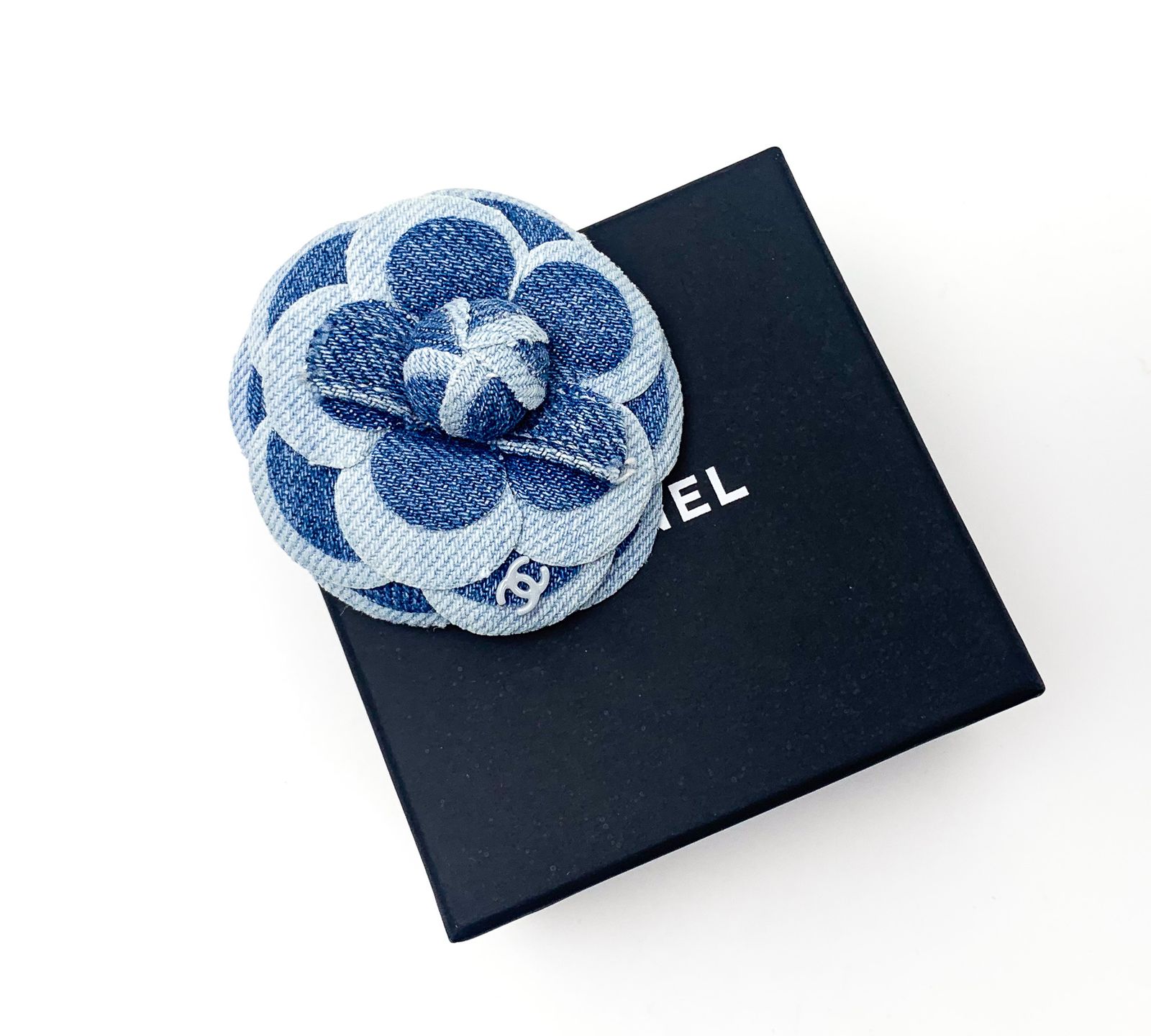 シャネル コサージュ カメリア デニム シャネル CHANEL シャネル デニム カメリア 17P コサージュ