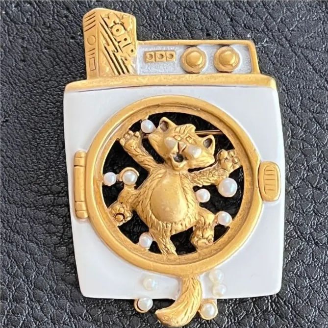 ブローチ】AJC 洗濯機に入ったネコ ユニーク アメリカヴィンテージ 70  