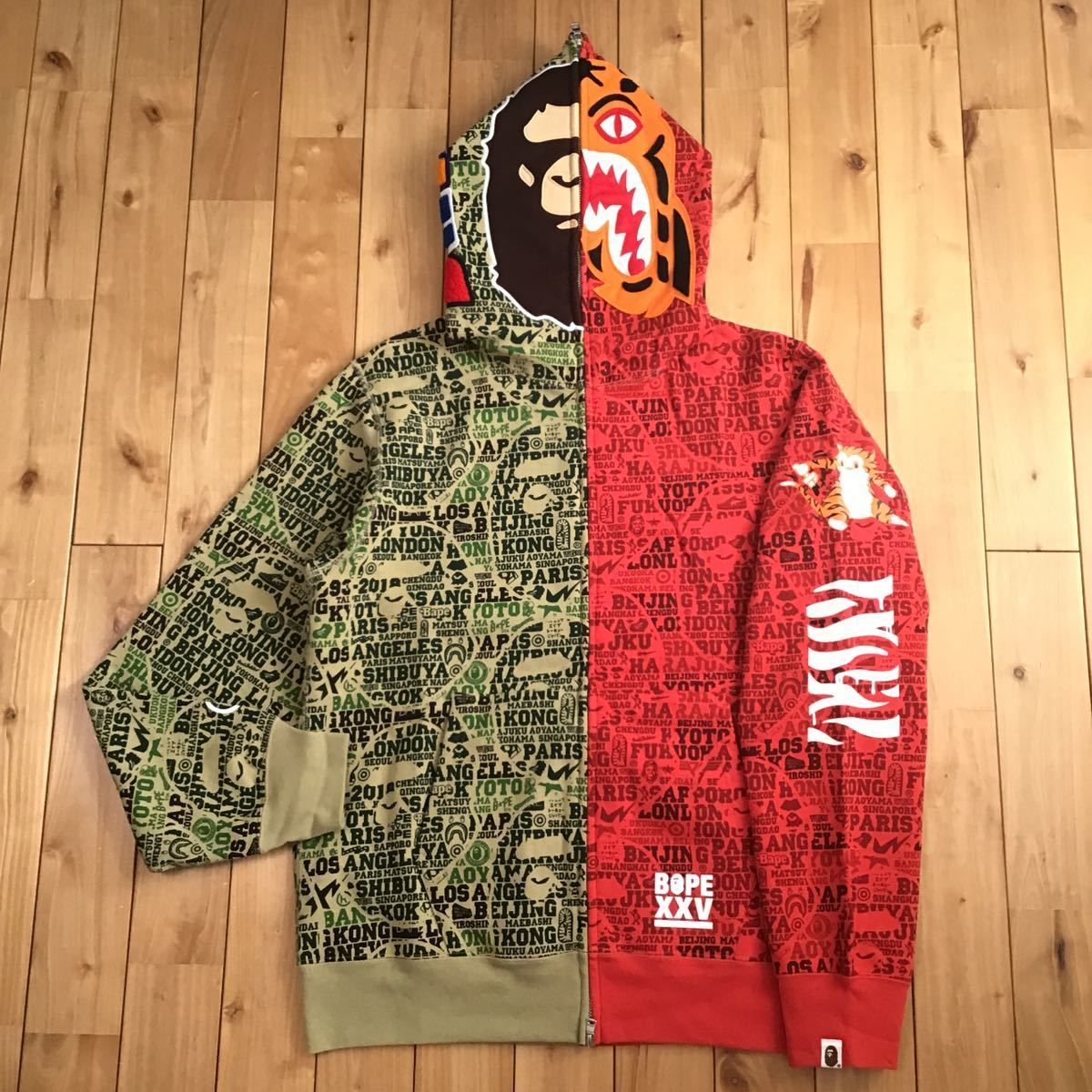 希少 A BATHING APE シャーク ネオン パーカー ワッペン Lサイズ A