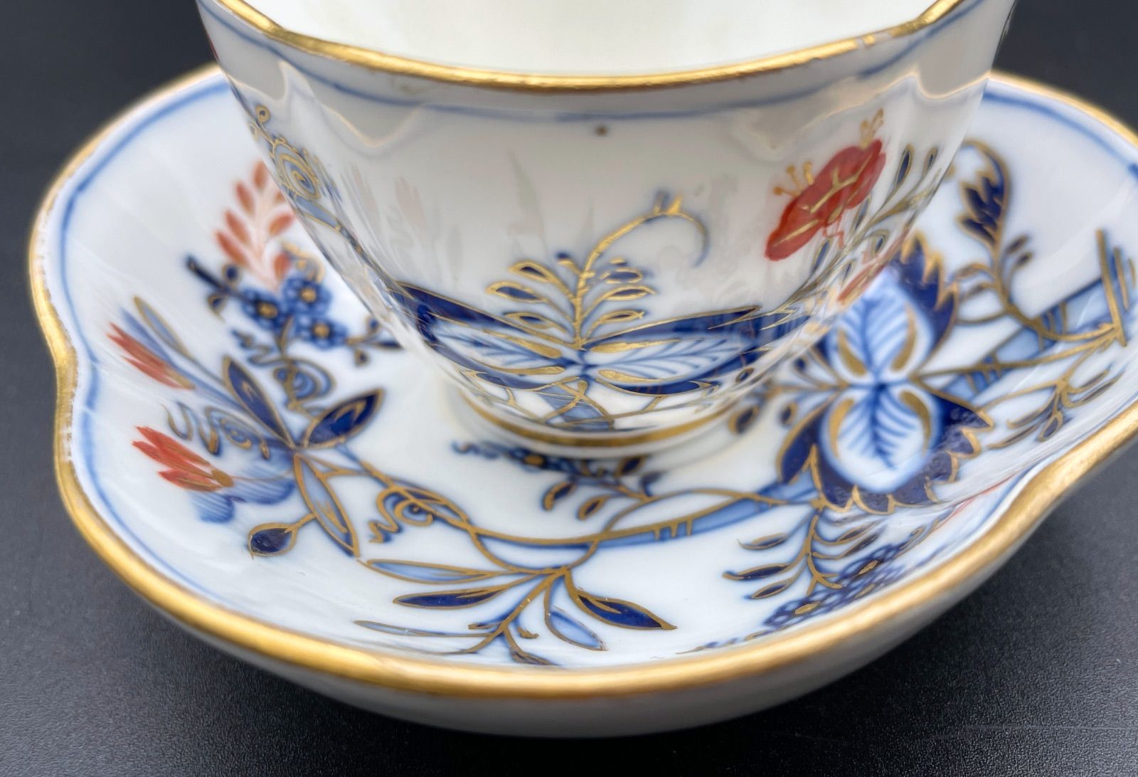 Meissen　アンティーク　 マイセン黄金装飾の高台コンポート⚫︎稀少品・美術品 Meissen アンティーク マイセン黄金装飾の高台コンポート
