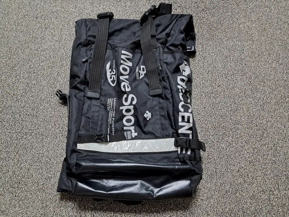 デサント MOVE Sport 35L バックパック 新しいもの