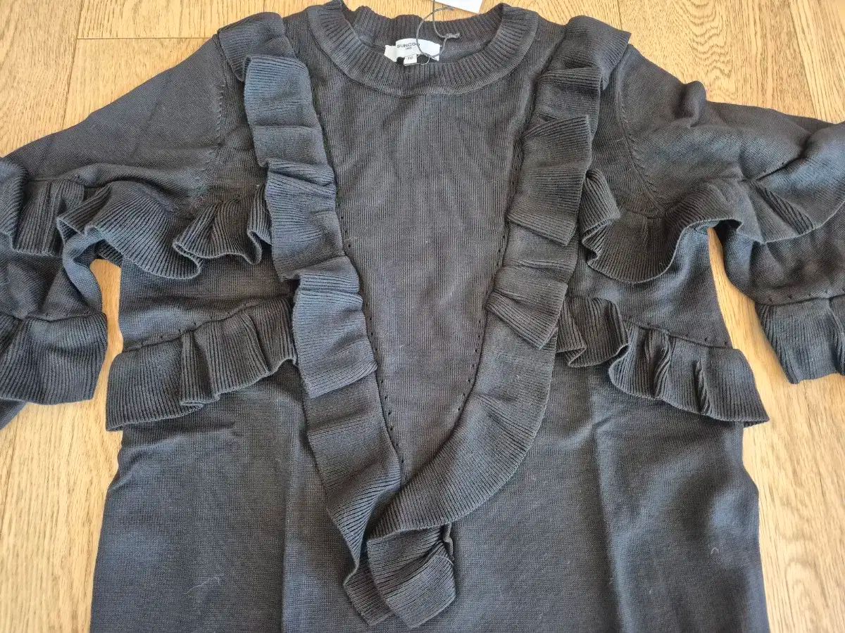 アイテム別 サンクー SUNCOO 黒 シャーリング ニット ワンピース 0 サイズ 快速な