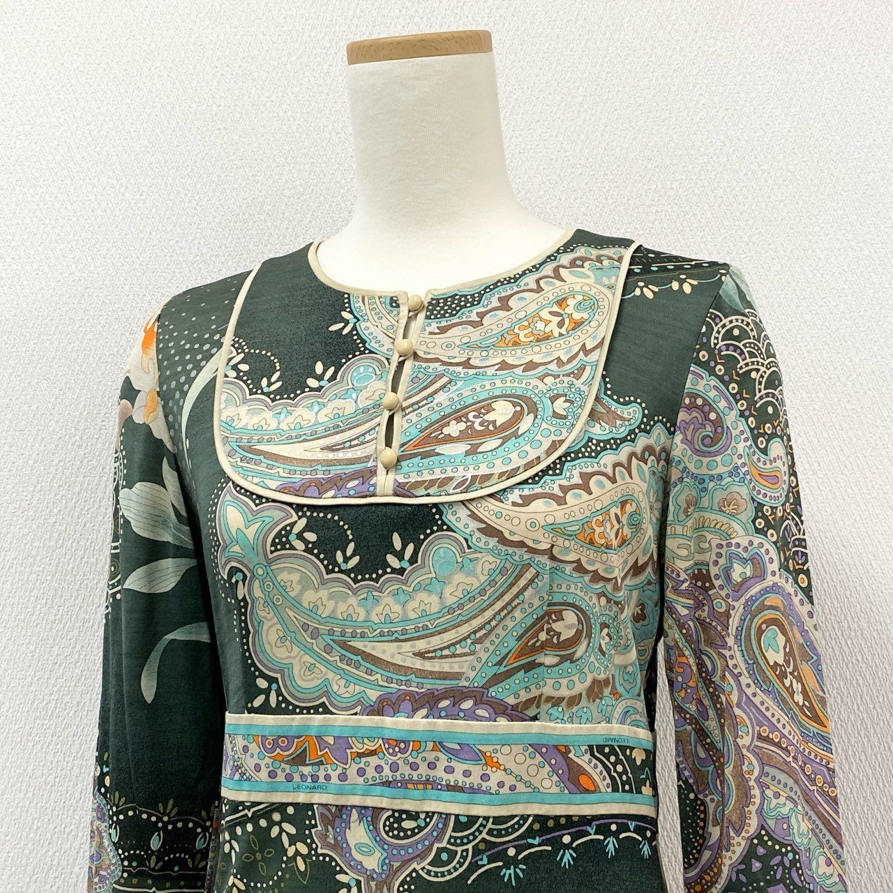 85i12 LEONARD レオナール 長袖ワンピース 総柄 薄手ワンピース