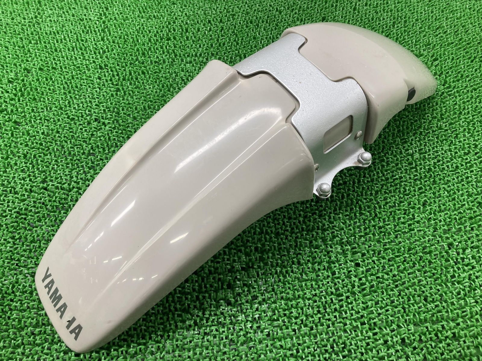 tw200 テールカウル　純正 ヤマハ発動機 TW200 テールカウル グレー ヤマハ 純正 中古 バイク