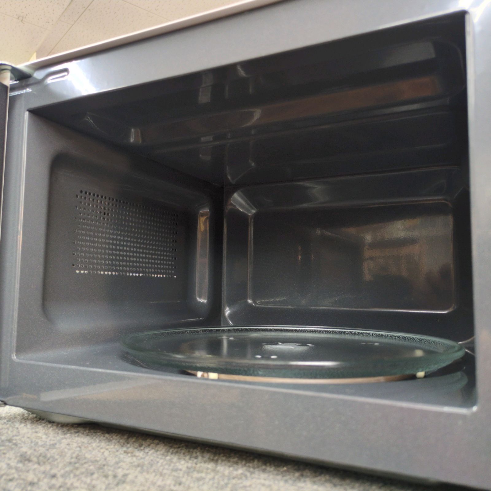 J203 ★天板スレキズ有り★2023年製★ヘルツフリー★比較的ｷﾚｲ★SHARP★電子レンジ★RE-TM18-W J539 ☆2023年製☆天板小凹みキズ有り☆SHARP☆電子レンジ☆RE-TM18-W
