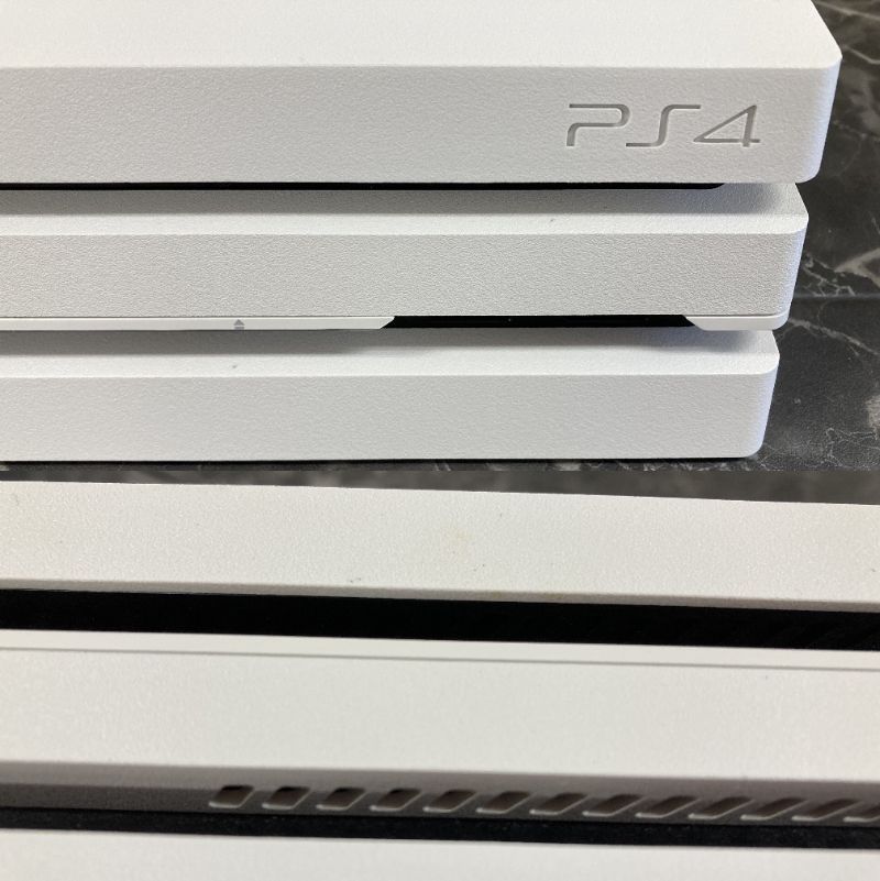 25. プレイステーション4
