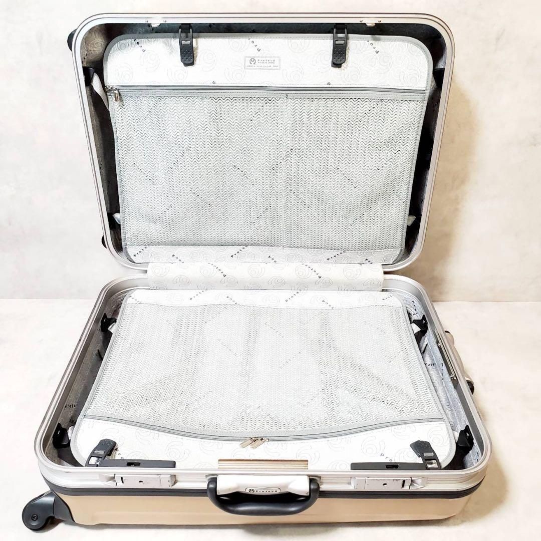 キャリーケース ゴールド