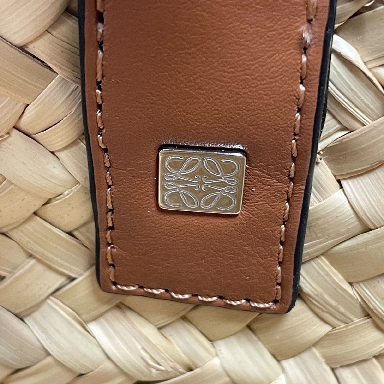 ◇中古品◇LOEWE ロエベ スクエア バケット アナグラム ◇中古品◇LOEWE ロエベ スクエア バケット アナグラム