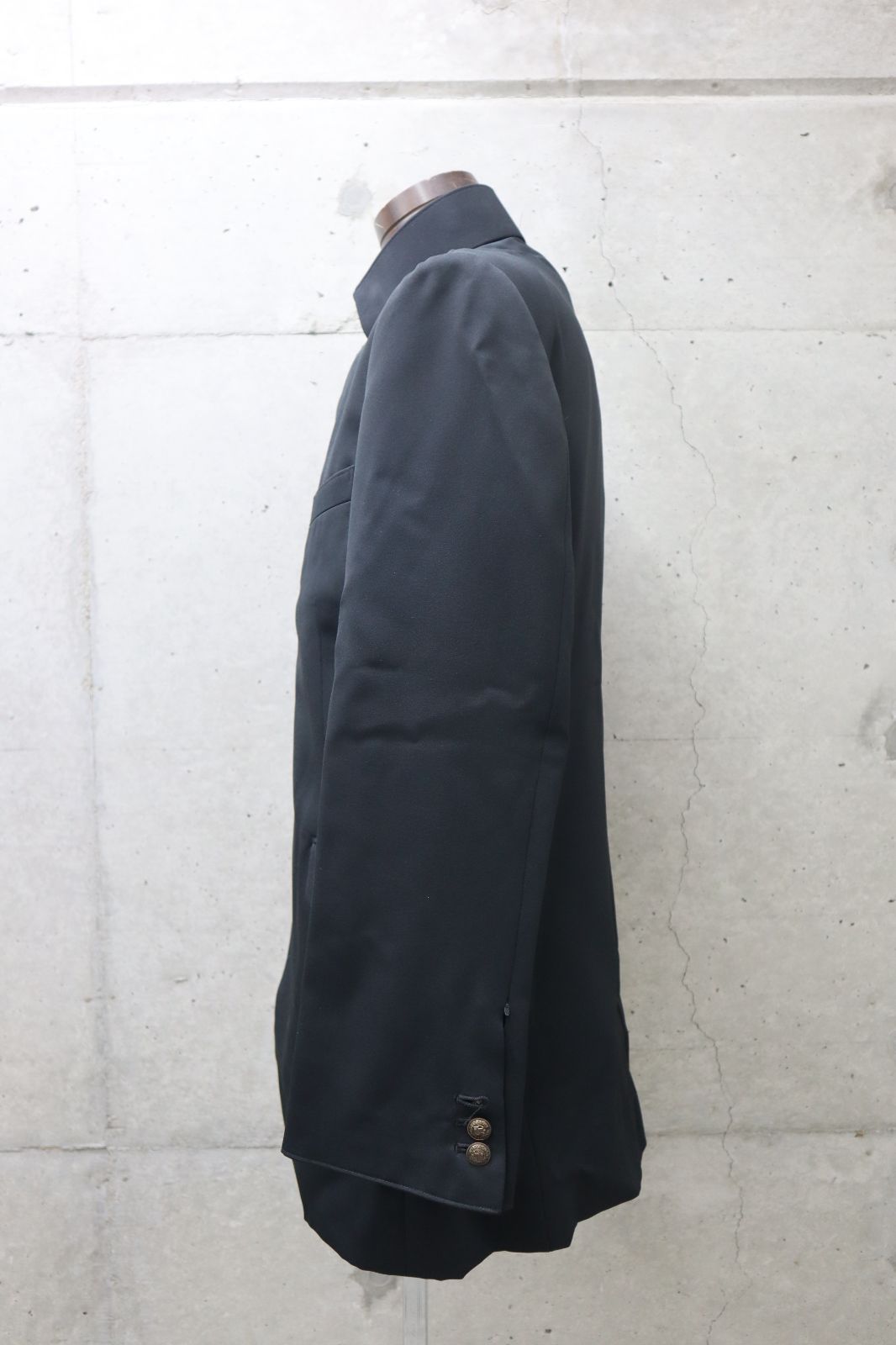 変形学生服