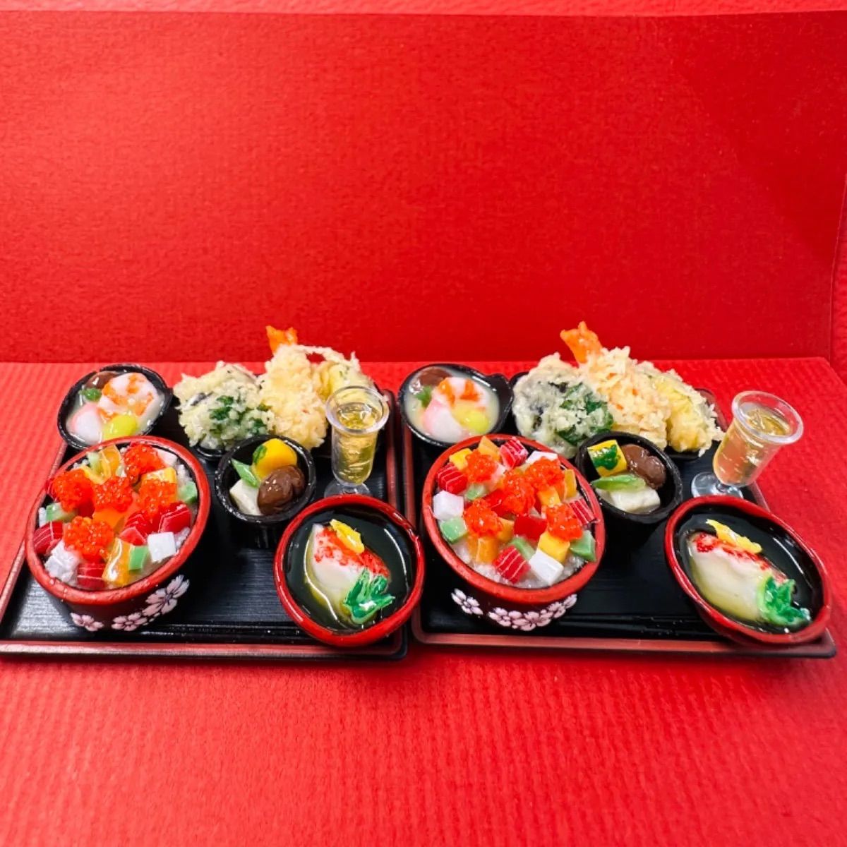 458 ちらし寿司定食セット2個セット️ミニチュアフード　ちらし寿司　定食　ひな祭り　ドールハウス　リカちゃん　シルバニア　樹脂粘土　ねんどろいど　ブライス　ミニチュア　フィギ