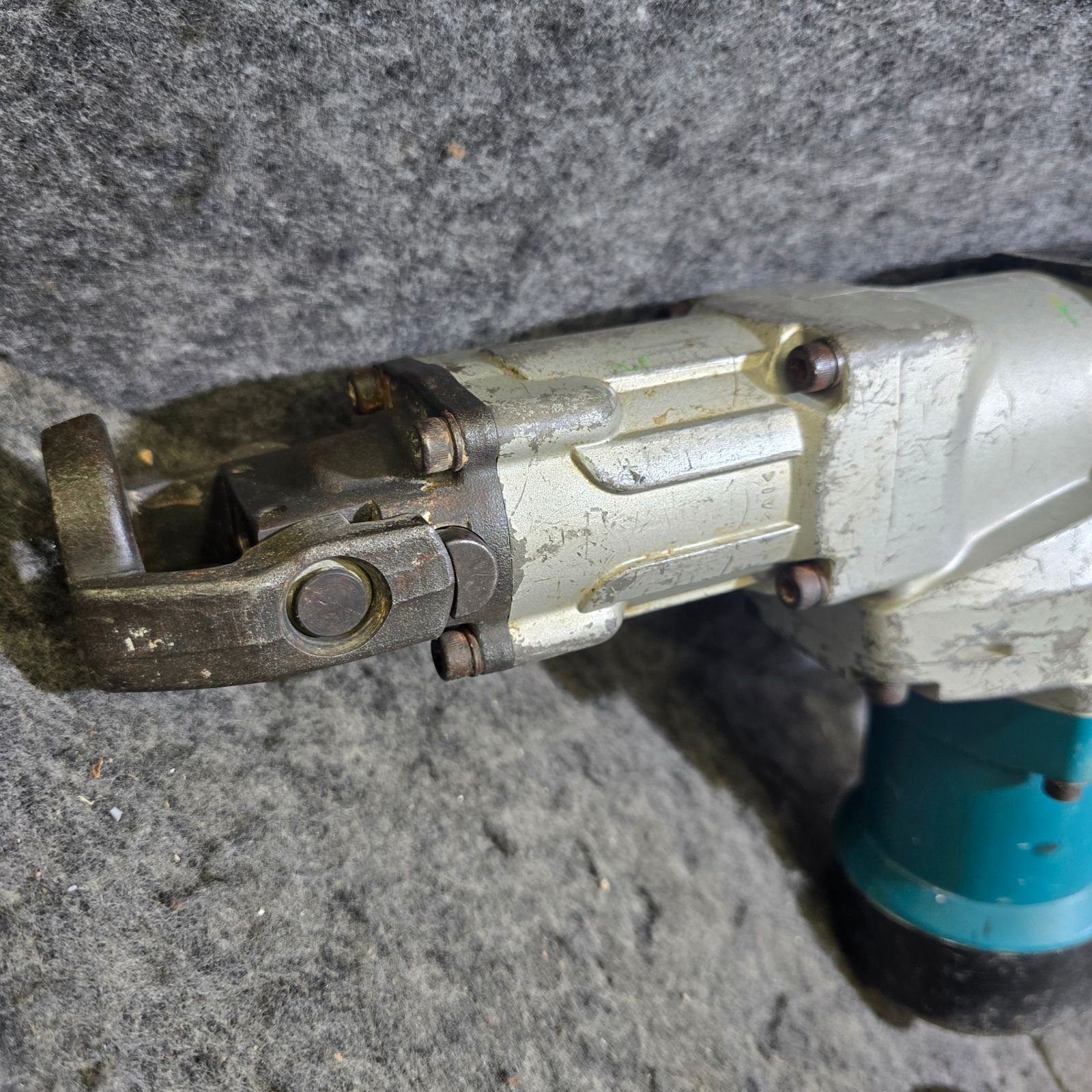 makita ハンマドリル