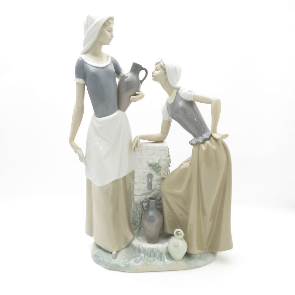 NAO ナオ おしゃべり Talking フィギュリン 置物 陶器人形 女性 オブジェ SC9066Z