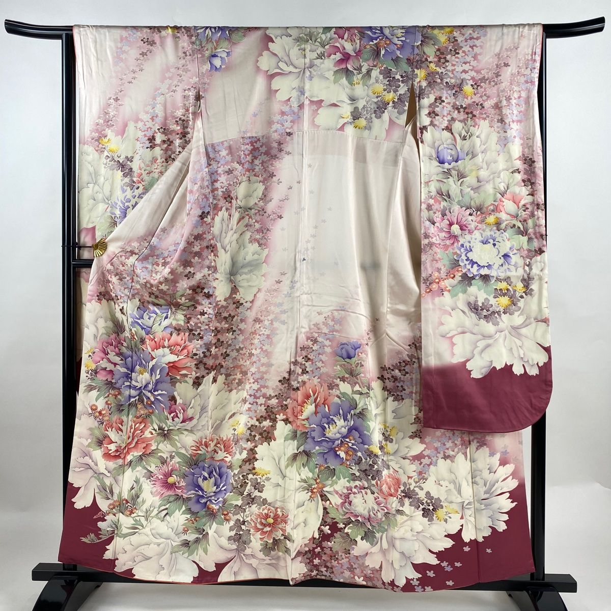振袖 身丈160cm 裄丈65.5cm M 袷 牡丹 梅 金銀糸 刺繍 薄ピンク 正絹 優品 【中古】