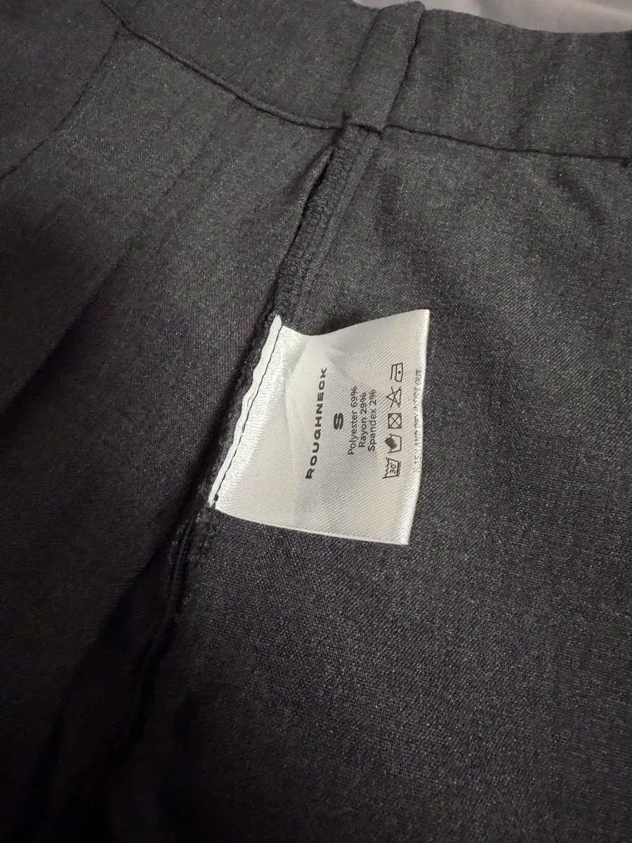 サイドスリット スカート