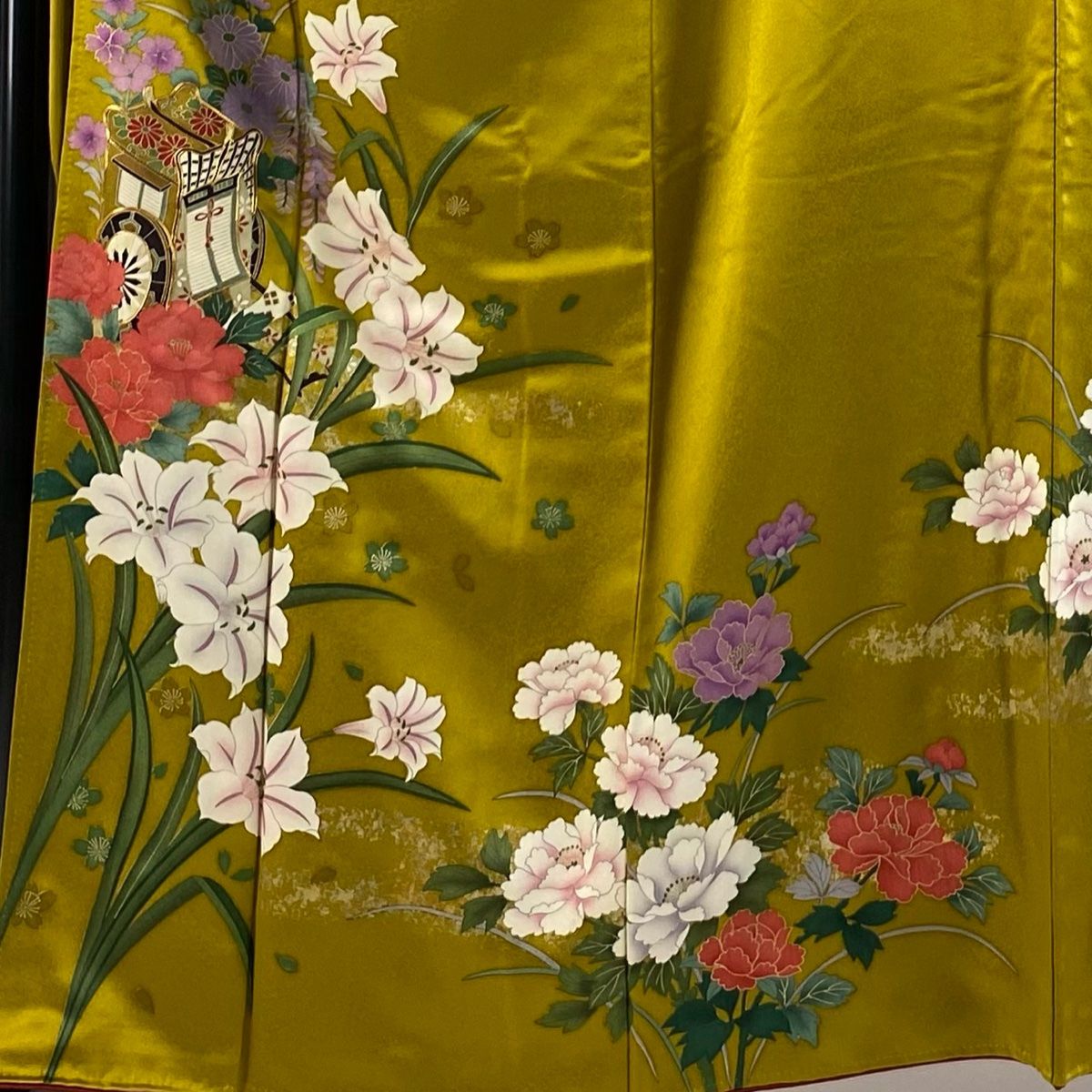 振袖 身丈162cm 裄丈67.5cm L 袷 御所車 百合 金糸 金彩 からし色 正絹 秀品