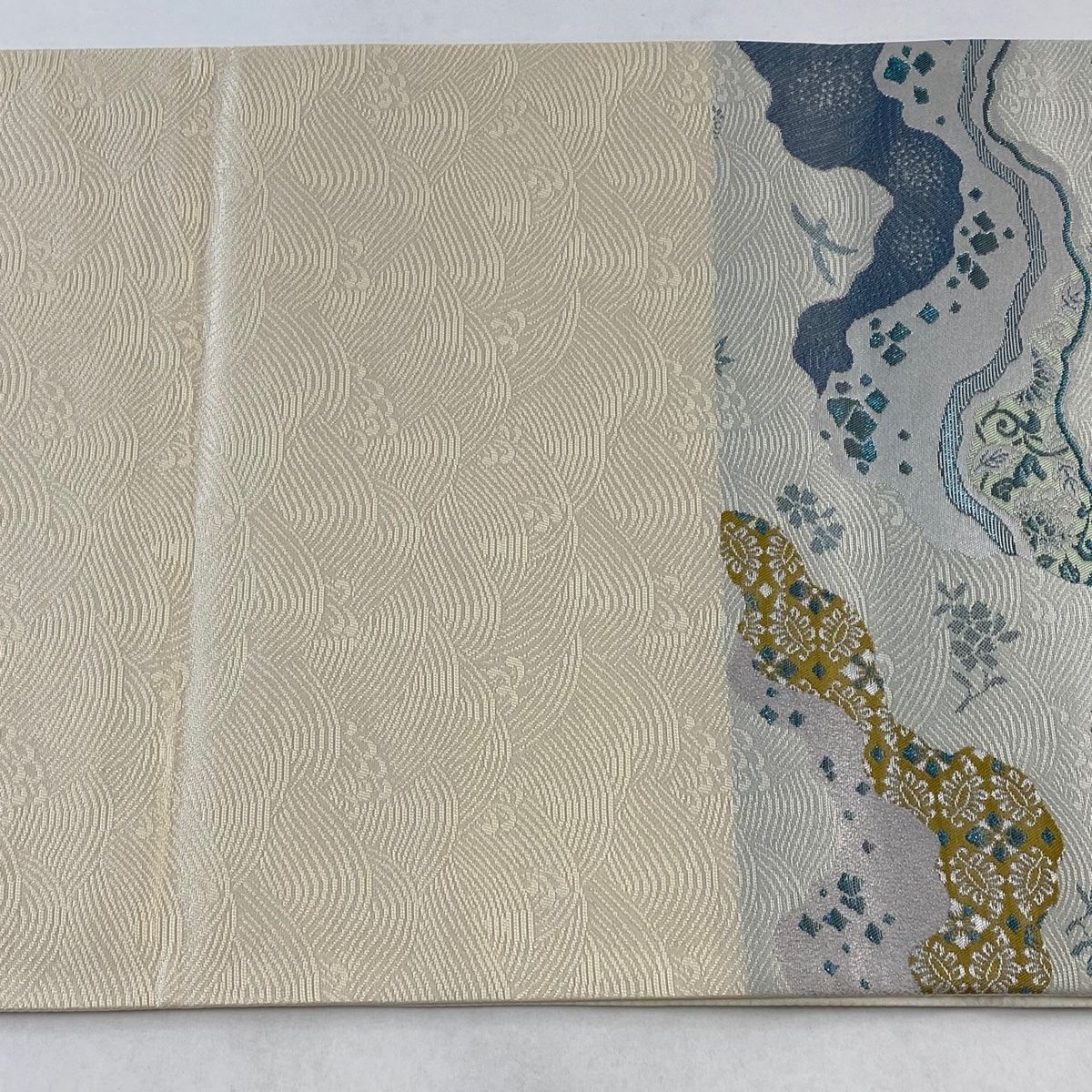 袋帯 美品 名品 道長取り 花唐草 銀糸 ラメ箔 青灰色 六通 正絹 【中古 