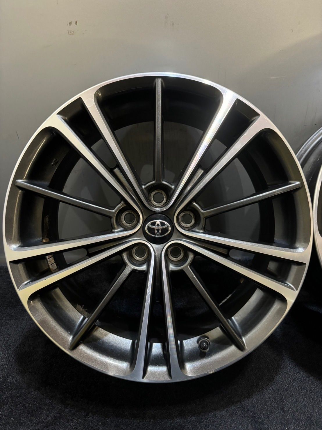 3点 Buy Used 285/70R17 BFGoodrich All-Terrain T/A KO3 Tires