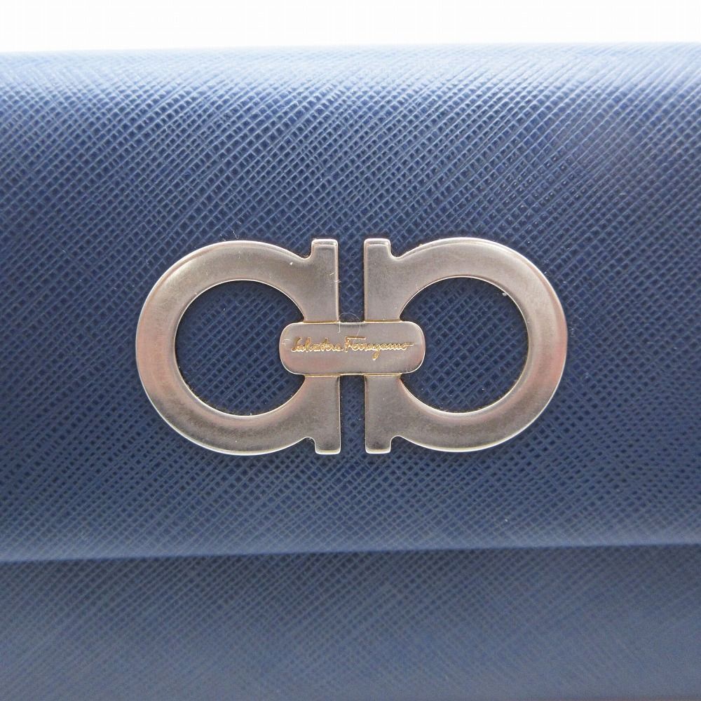 Salvatore Ferragamo サルヴァトーレ フェラガモ ガンチーニ金具