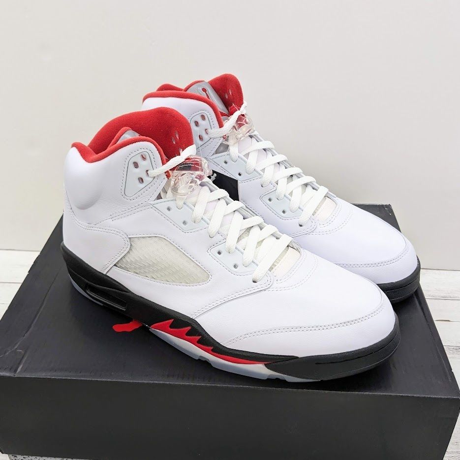 Nike Air Jordan 5 ホワイト/レッド 楽天市場】NIKE ナイキ AIR JORDAN 5 RETRO 'FIRE RED' 2020