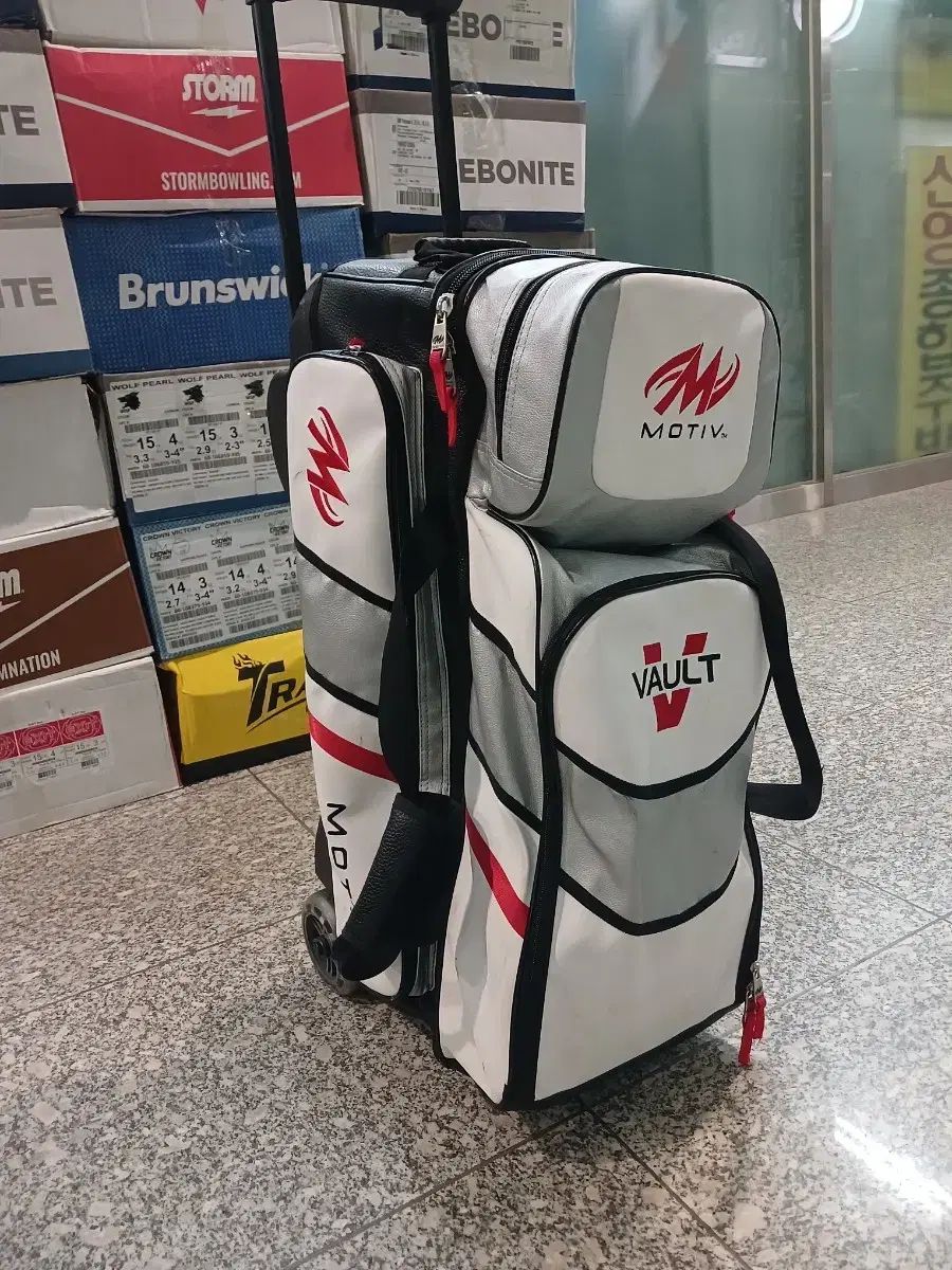 ◇MOTIV◇ モーティブ 3ボールローラーバッグ ゆき】MOTIV ボウリング