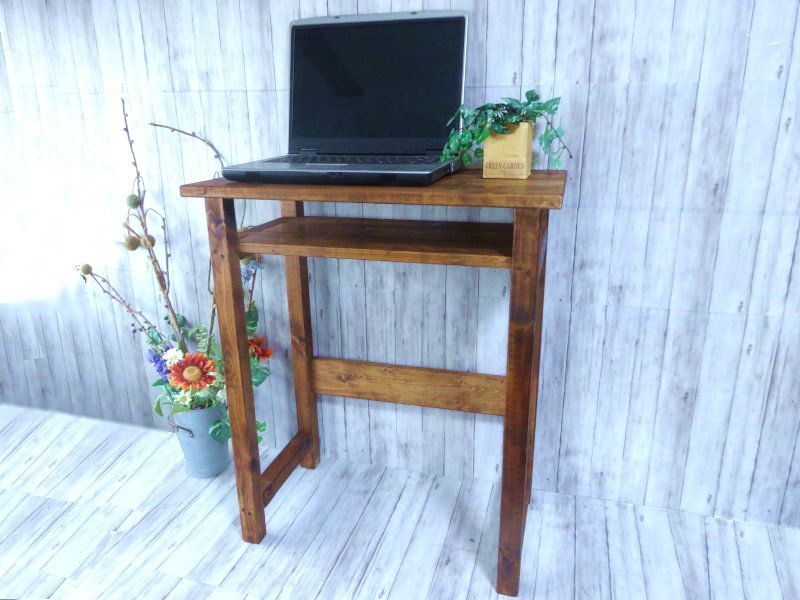 ダークチーク色