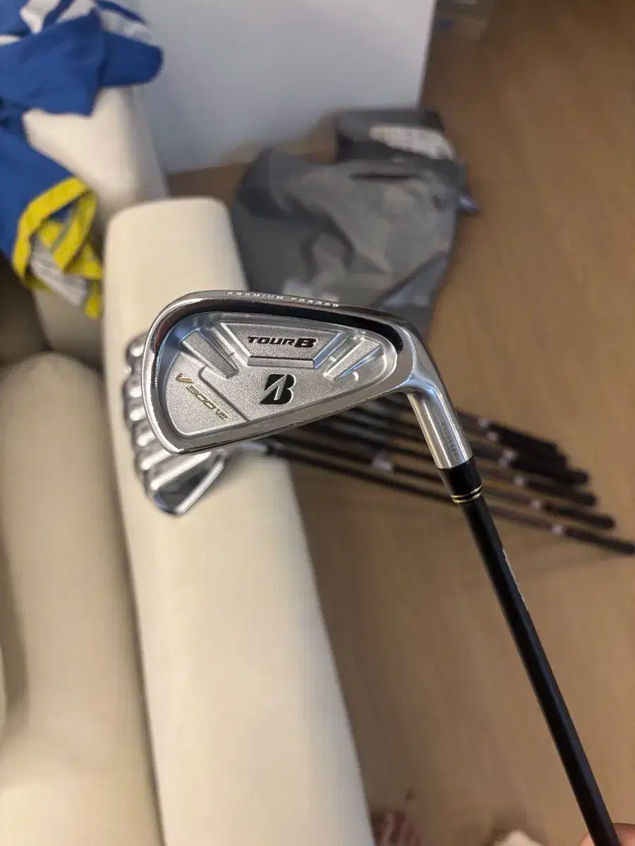 100％品質保障！ ブリヂストン v300 7世代 アイアンセット クラブ