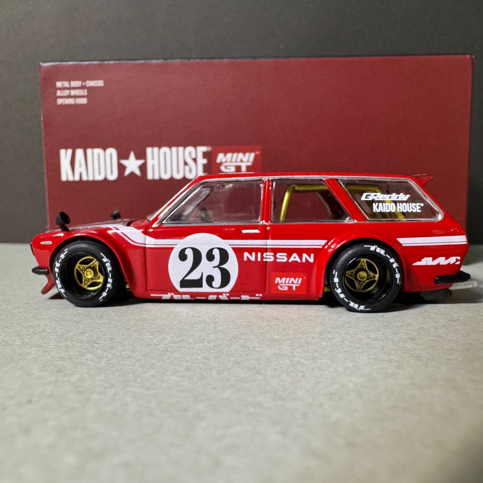 ミニGT 1/64 KAIDO・HOUSE 街道ハウス ダットサン 510 3台セット