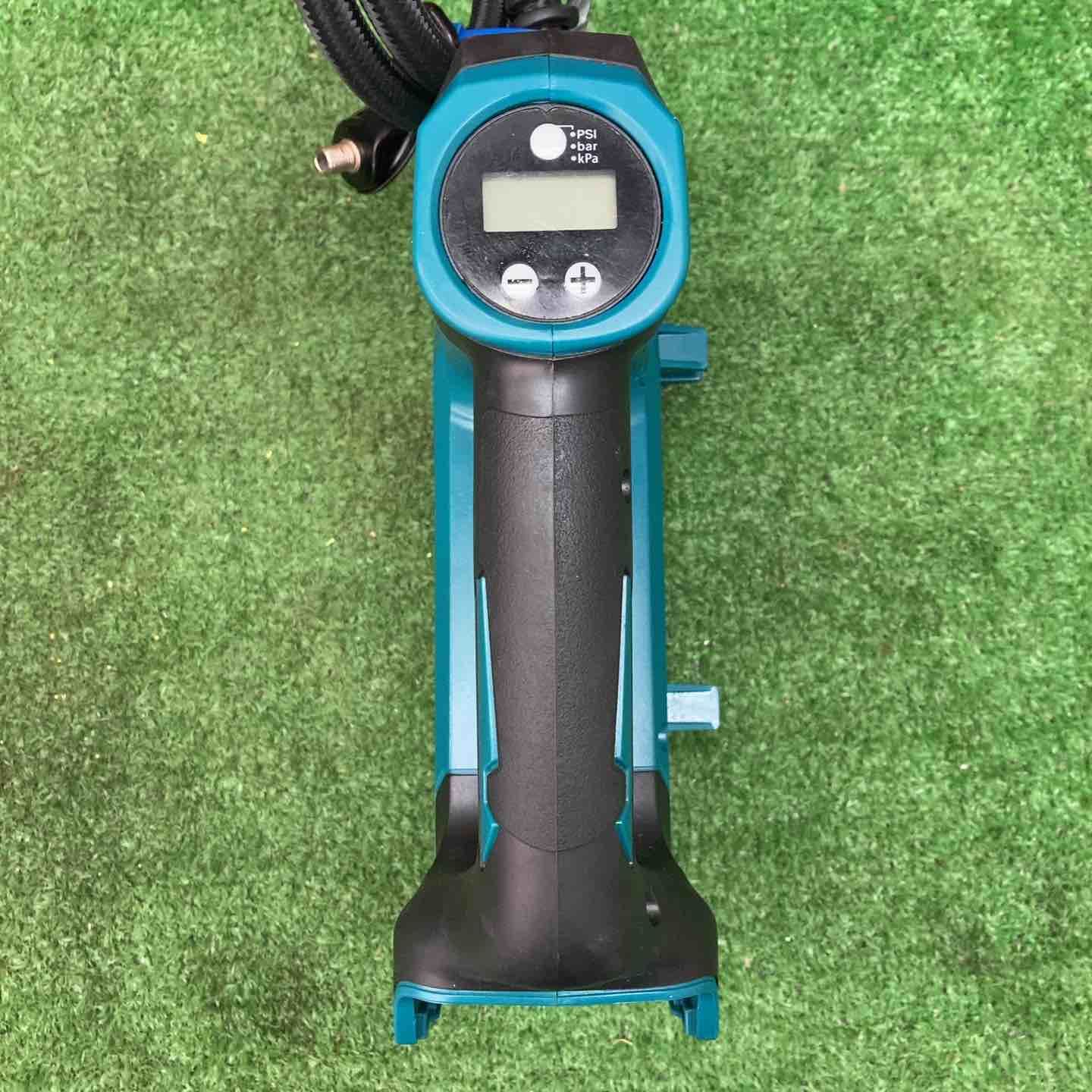 シルエット マキタ makita コードレス空気入れ MP180DZ 川越店 本日特価