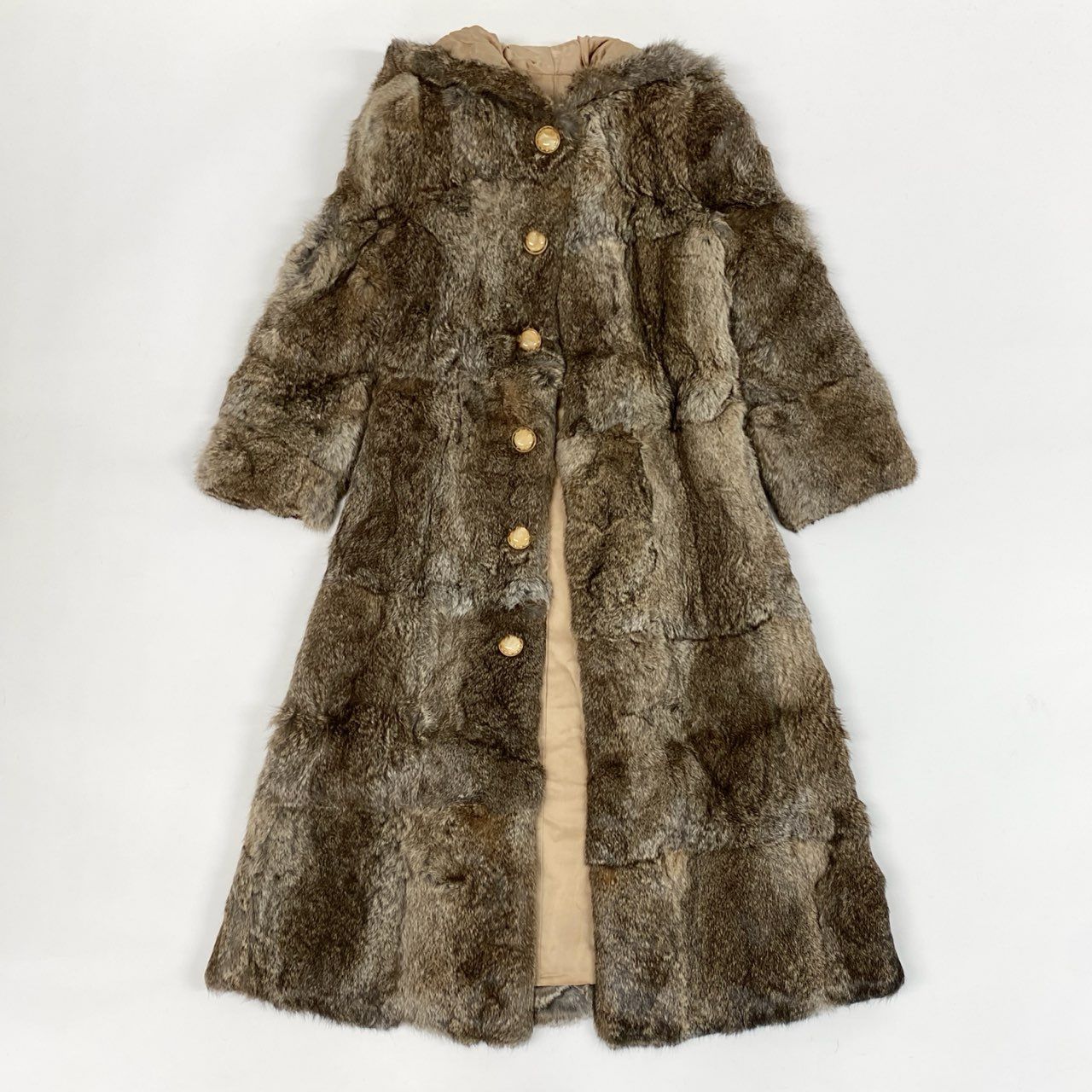 68j16 ラビットファー 毛皮コート ファーコート 装飾ボタン 110㎝ 超ロングコート ベージュ系 リアルファー レディースu02t
