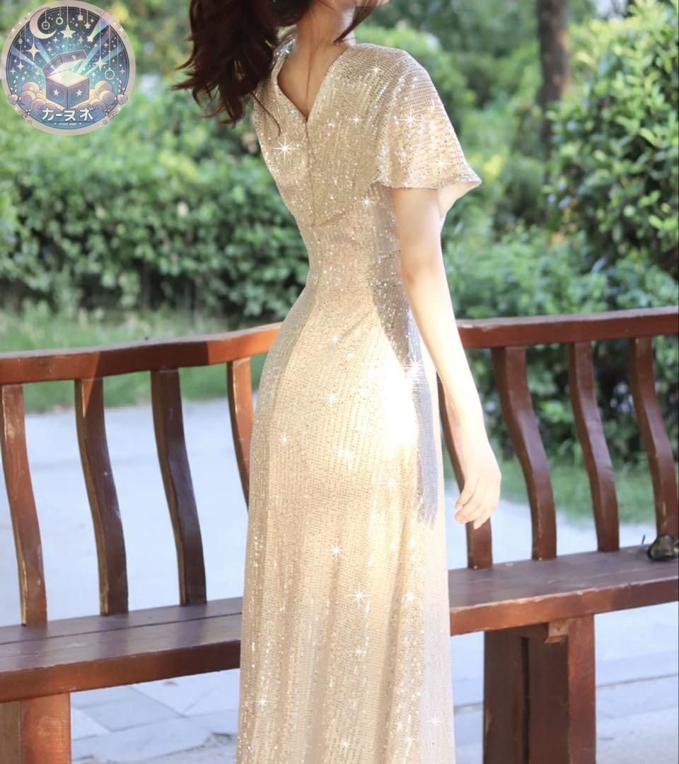 シンプルオシャレなお袖ありロングドレス