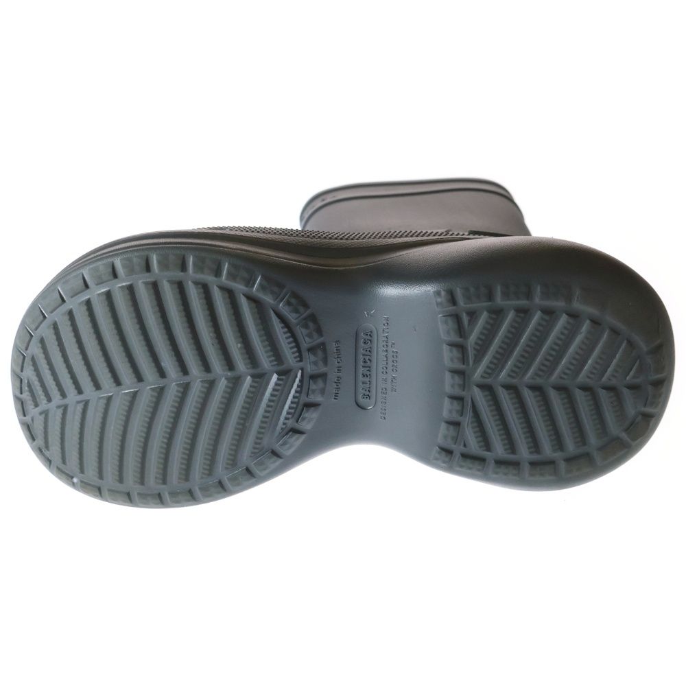 a*.様 Balenciaga crocs ラバーブーツ サイズ44 グレー 中古・古着通販】BALENCIAGA (バレンシアガ) Crocsブーツ グレー