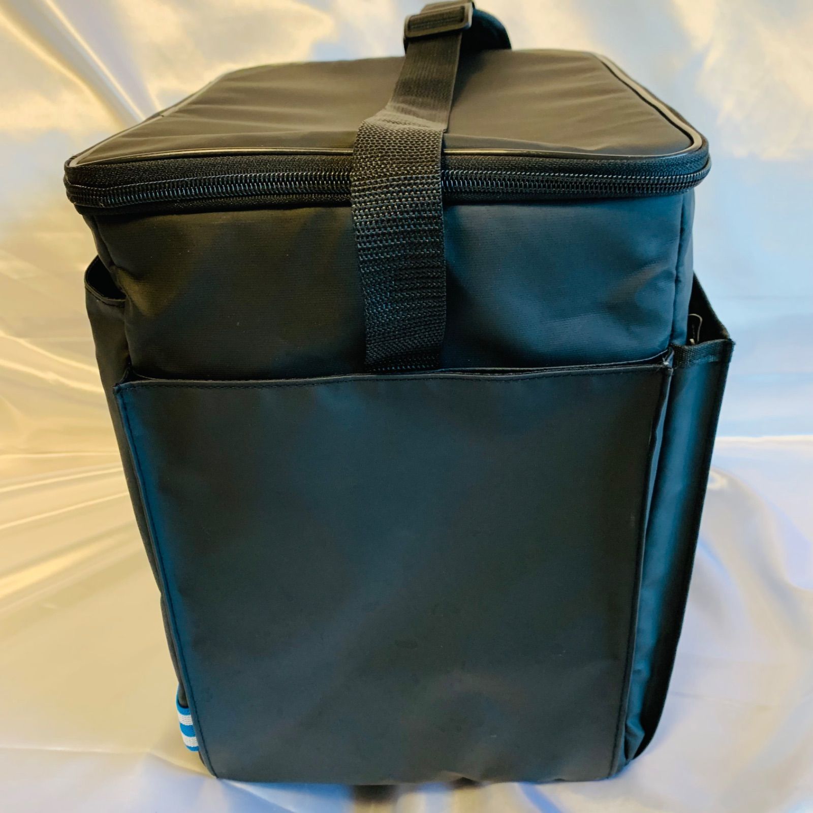 サーモス 保冷バッグ THERMOS ソフトクーラー 20L ブラック REQ